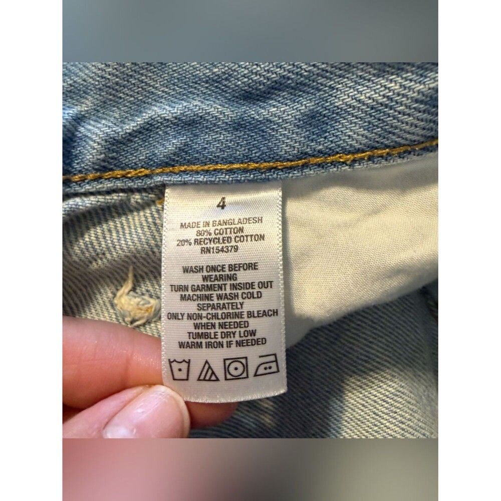 Aeropostale Distressed Women's Denim Shorts - Light Blue Size 4 3-4 inch inseam - Picture 7 of 7